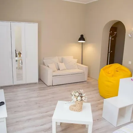 24/7 Self Check In - Center - Free Parking Apartment